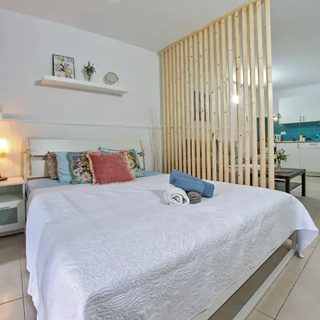 Noah Res El Chaparral